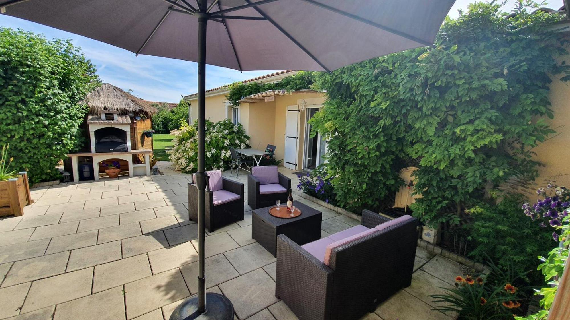 Agapanthe Villa Saint-Georges-les-Baillargeaux Buitenkant foto